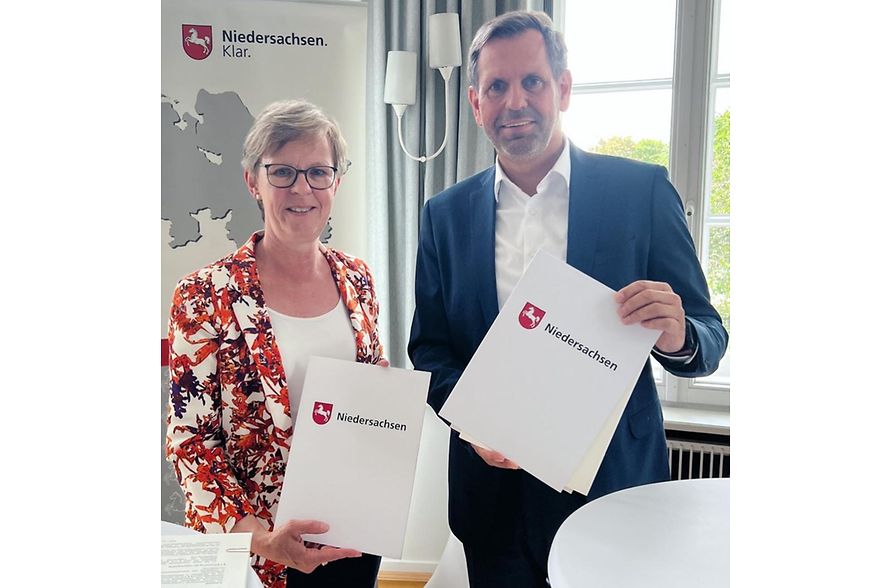 Vertragsunterzeichnung Verlängerung Clearingstelle
